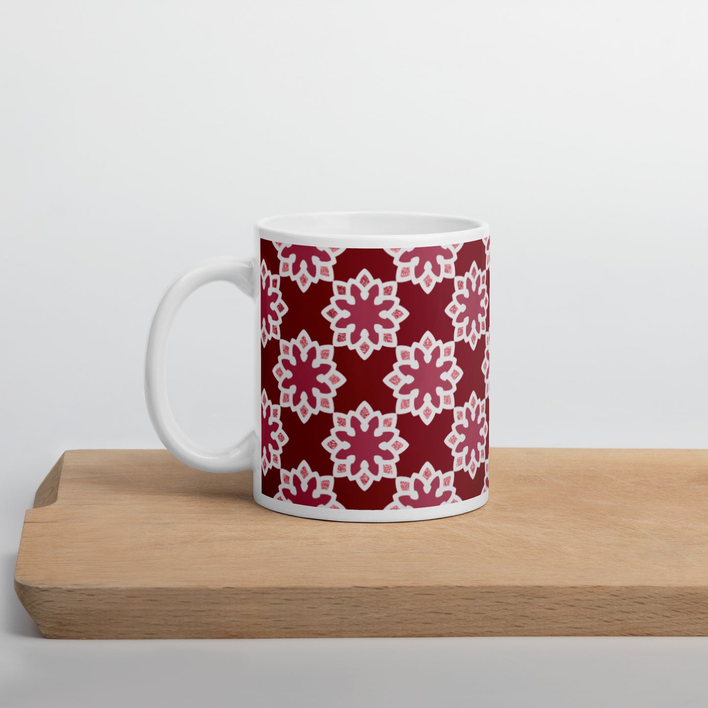 White glossy mug - Arabesque Flower in Rouge