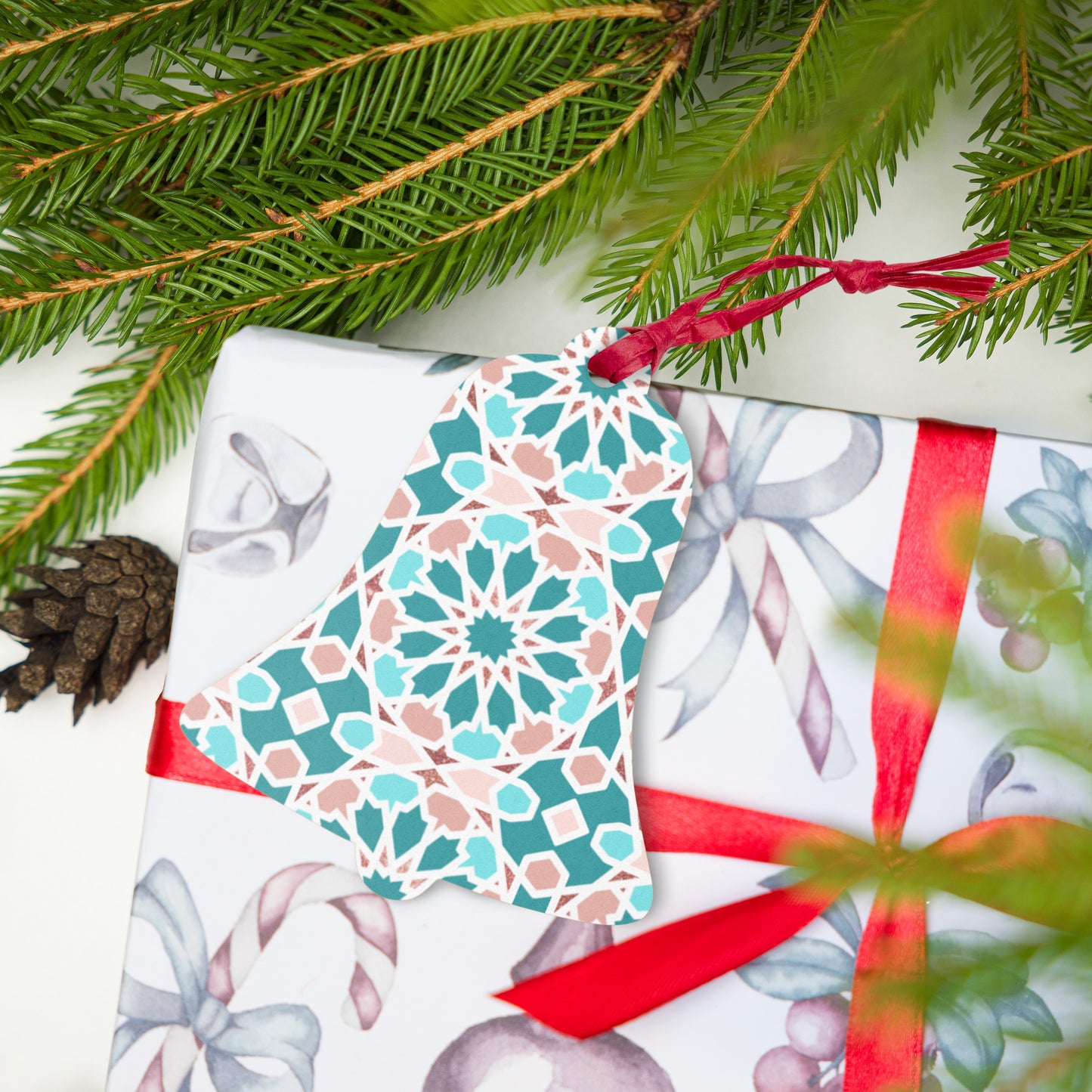Wooden Holiday Ornaments - Arabian Geometric Star in Red Sea Colors