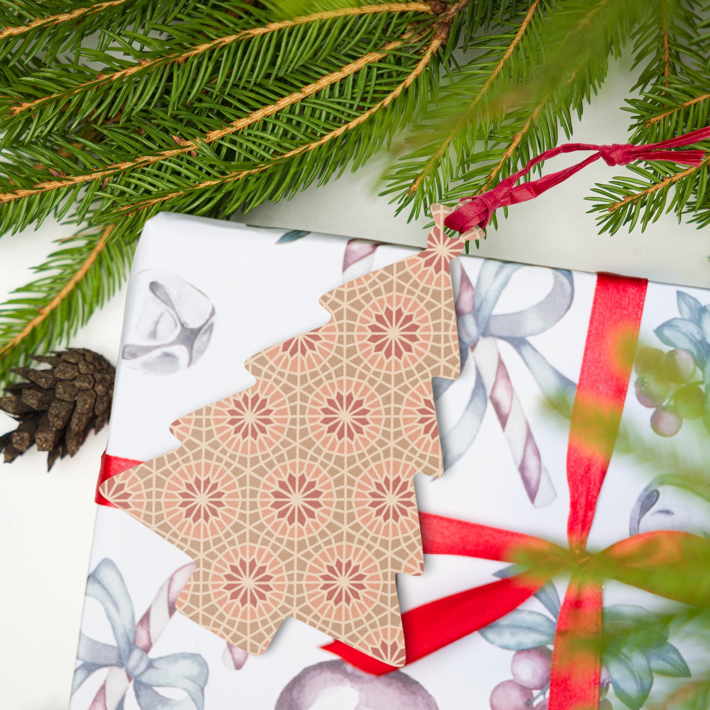 Wooden Holiday Ornaments - Geometric Star in Cocoa and Cream